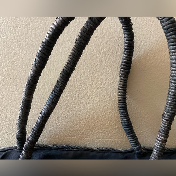 Vintage corn husk purse with 3 sections. - Picture 3 of 9